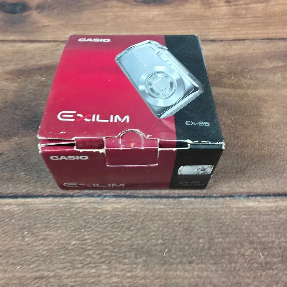 Casio Exilim EX-S5 Digital Camera Black Good 12.1MP 3x Zoom Bundle with Box